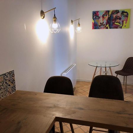 Logement Dans Le Vieux Tours Apartment Luaran gambar